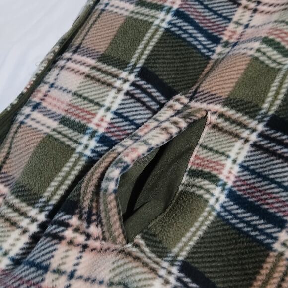 Natural Reflection Women's XXL blue/green/pink plaid button-up fleece Shacket - Picture 5 of 12